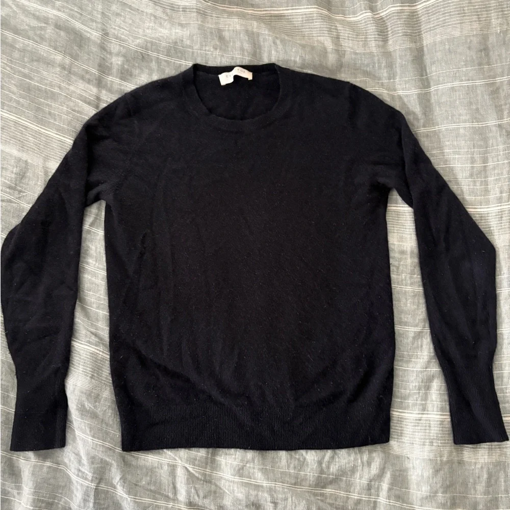 Everlane Women's Navy Cashmere Crew Neck Sweater - Picture 2 of 6